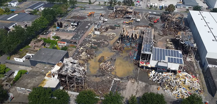 After 82 hours (!) the large-scale fire was declared under control