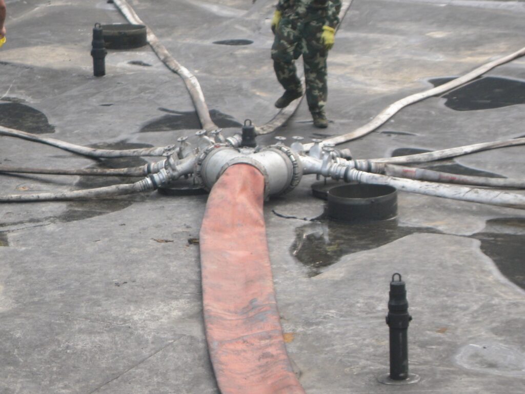 Hytrans manifold divider