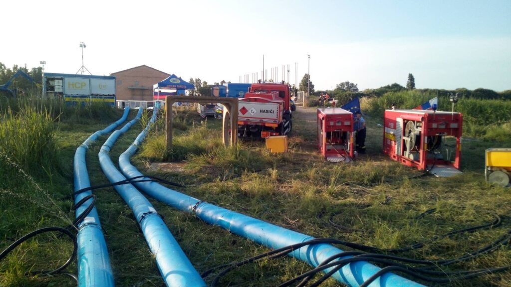 Four Hytrans HydroSub 150 units with FloodModule deployed during heavy flood in the Emilia-Romagna region in northern Italy (2023)